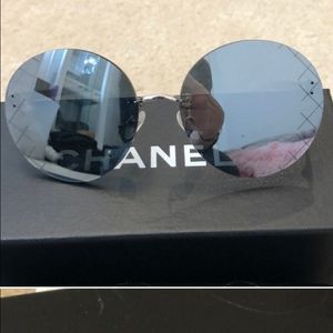 New  rare Chanel round l silver mirroredsunglasses
